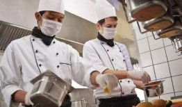 滨湖餐厅厨师爆料案件视频,揭露后厨惊人内幕